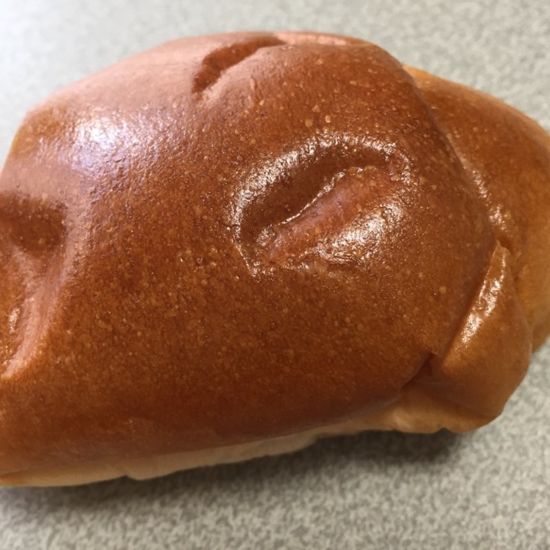 バターロール(トリーゴ)