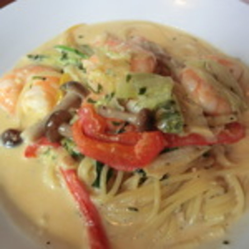 エビと野菜のクリームソーススパゲッティ(アフラテッロ)