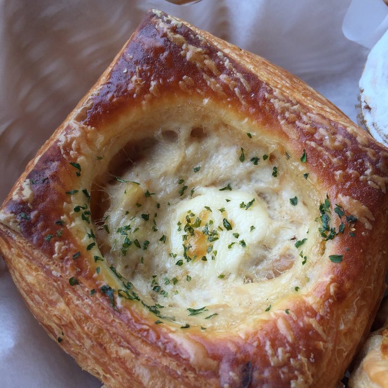 ダノワーズ・ツナ(ビゴの店 鷺沼店 （boulangerie patisserie francies BIGOT ビゴノミセ）)