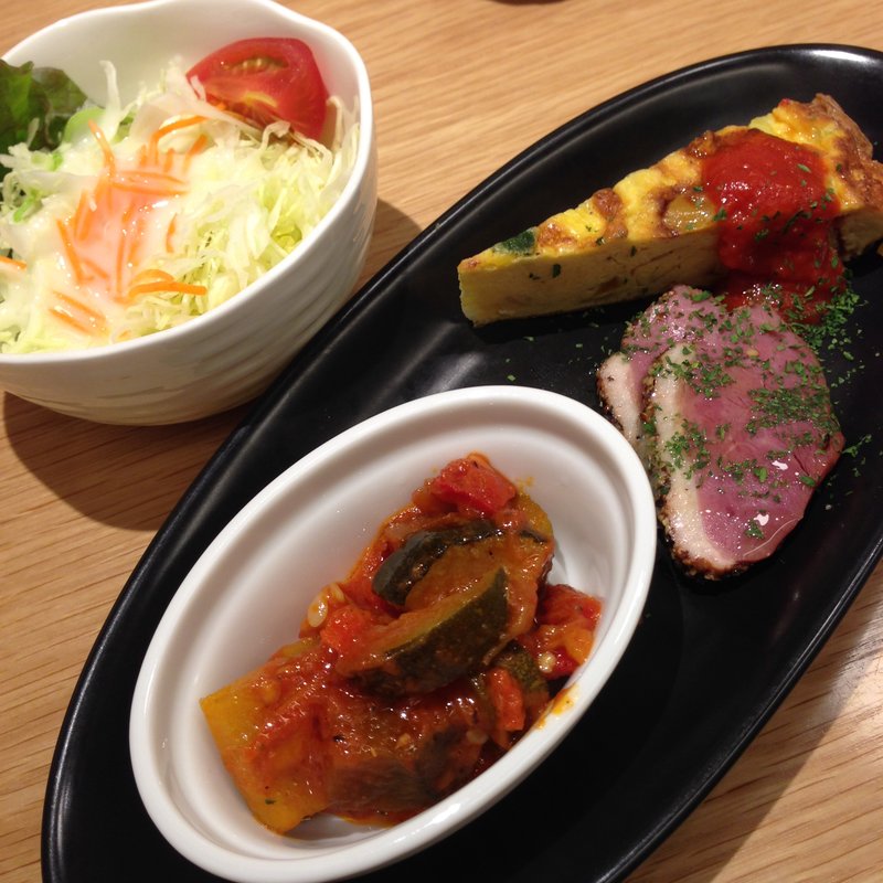 前菜(なごめしカフェ トラッツィオーネナゴヤ)