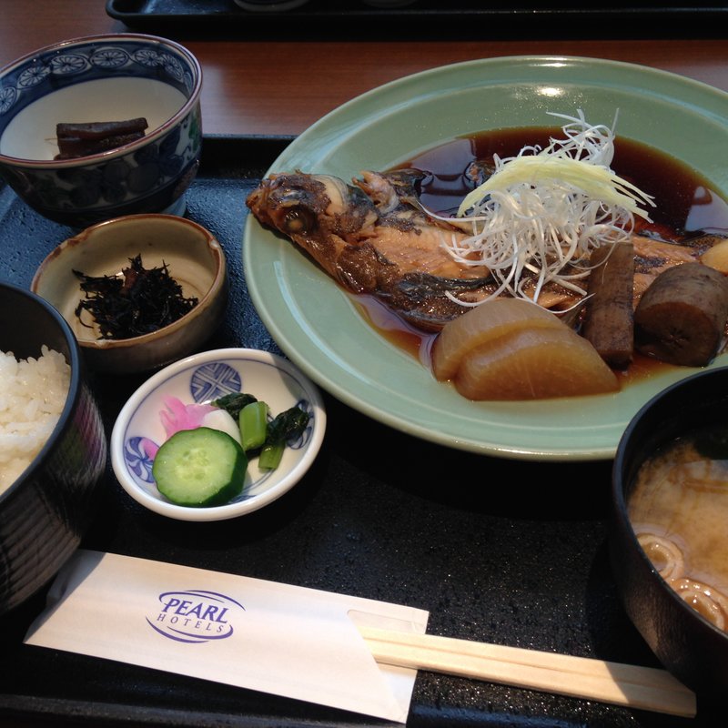 カレイの煮付け(レストラン ようらく )