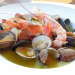 海老と帆立の海鮮ソーセージと魚貝の炊き合わせ