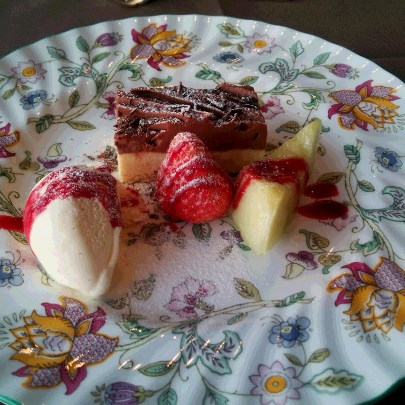 シェフのおすすめコース（ドルチェ盛り合わせ）(シンフォニークルーズ)