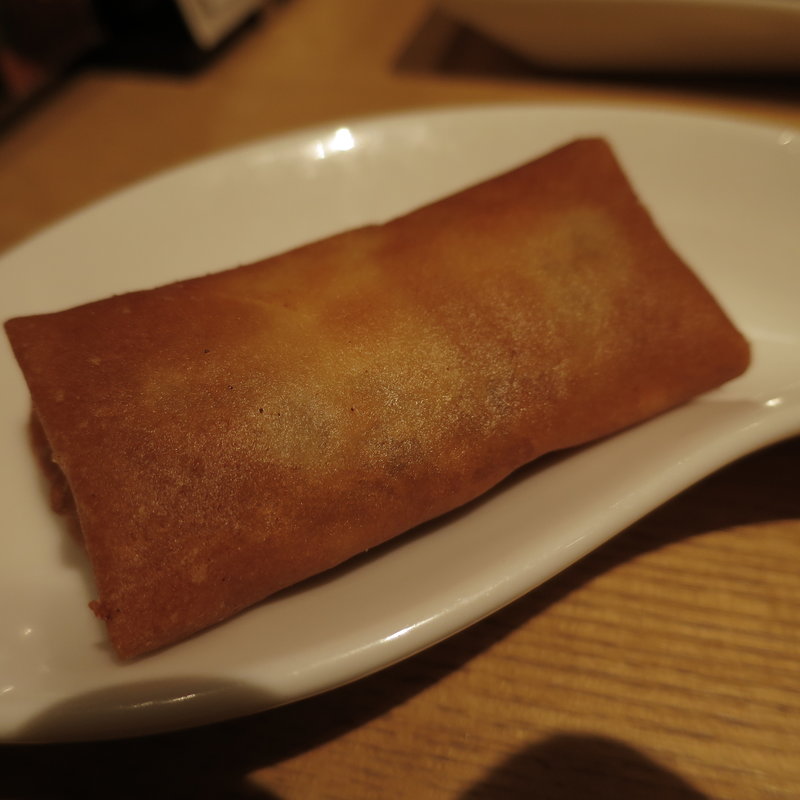 キノコと鶏肉揚げ春巻き(ディムジョイ)