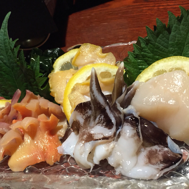 貝の刺身盛り合わせ(はながこい 渋谷本店 )