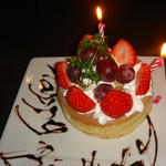 お誕生日ケーキ(三匹の台所 )