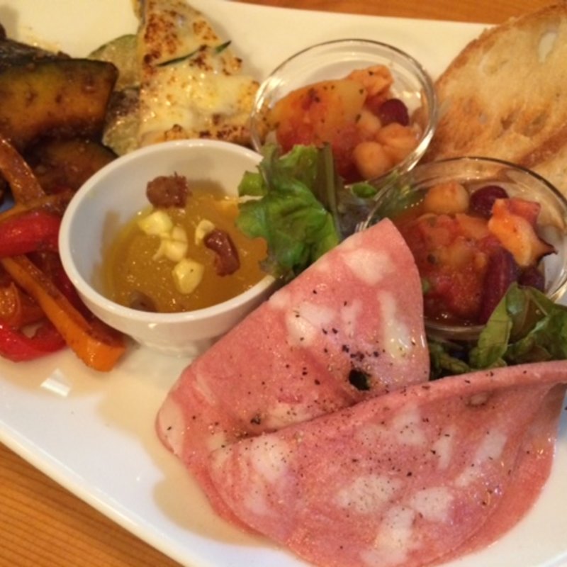 前菜盛合せ(バールコマド)