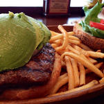 アボカドバーガー(KUA`AINA 横浜ベイクォーター店)