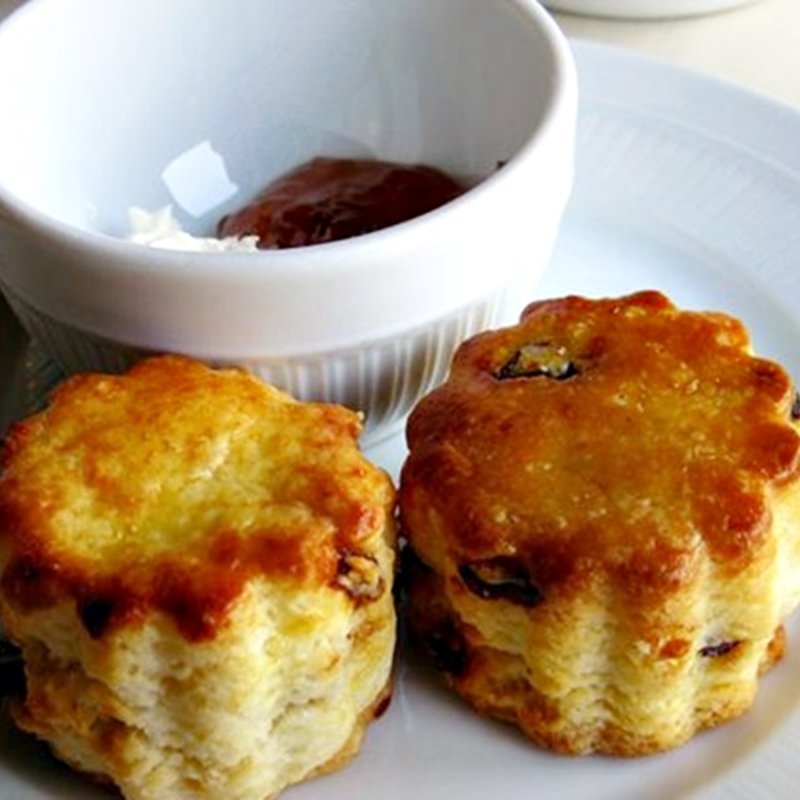 英国式スコーン(えの木てい)