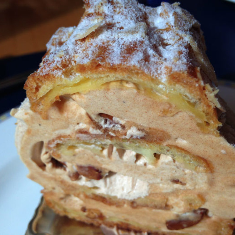 アーモンドとキャラメルクリームのパイ(ガーデンキッチン「かるめら」)