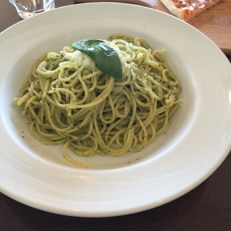 ジェノベーゼ(Cafe Restaurant AUREOLE（オリオール）)