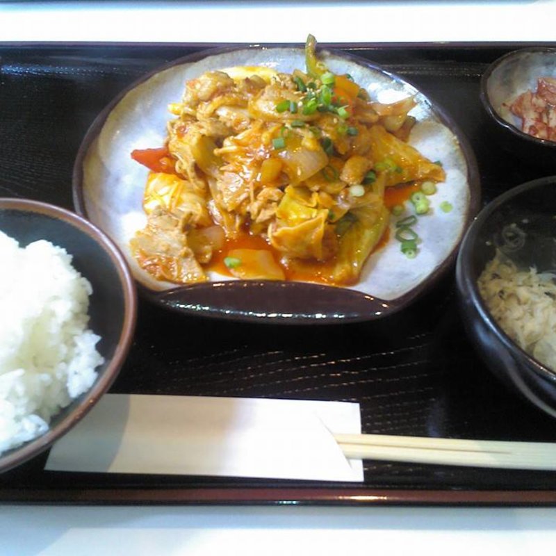 豚肉と野菜のコチュジャン炒め(李s キッチン 水道橋店 （リーズキッチン）)