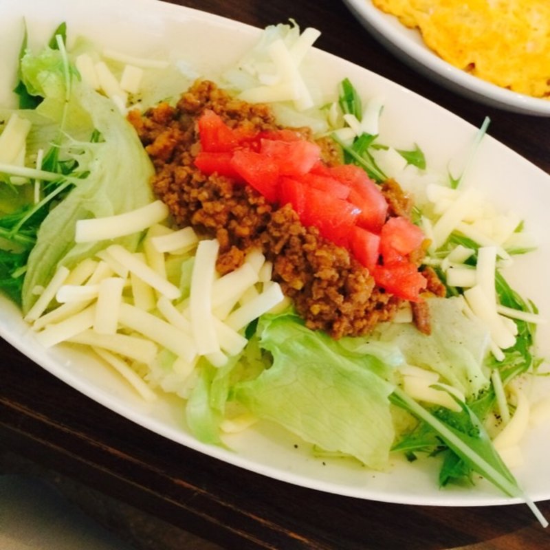 タコライス(コヨーテ （coyote）)