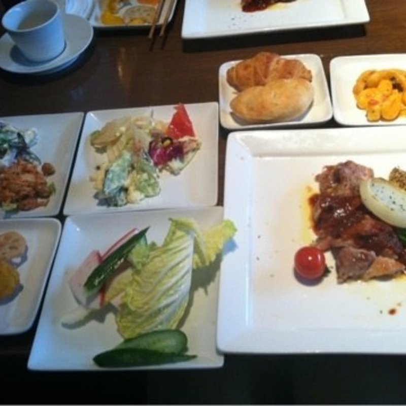 チキンのトマト焼き(ぷん楽)