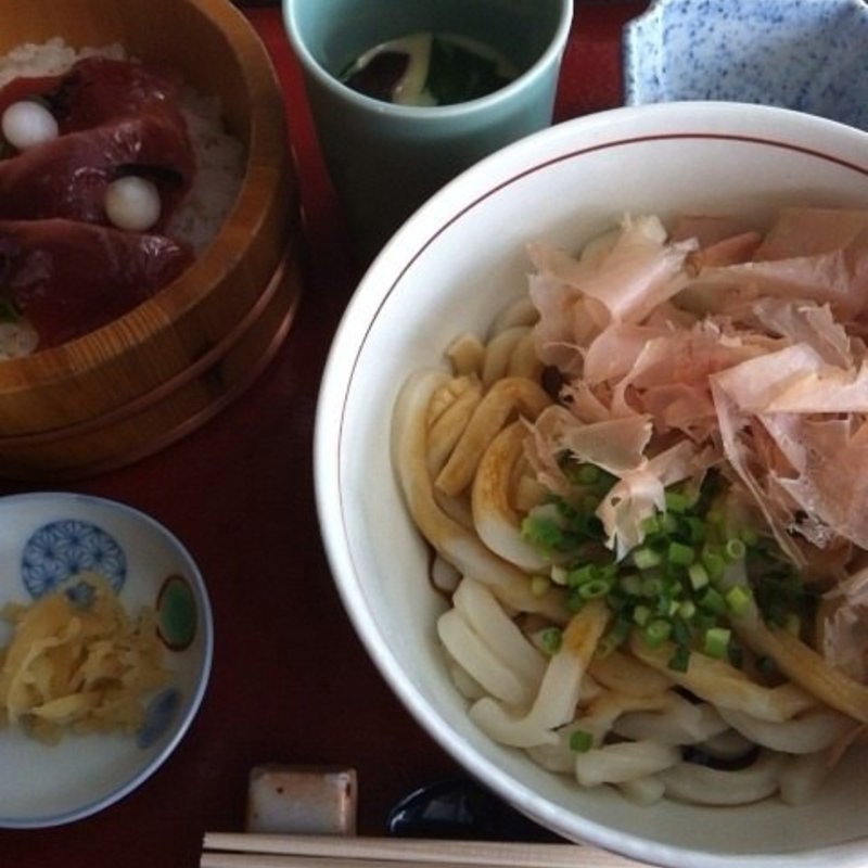 伊勢うどんセット(茶寮伊勢 藤次郎)