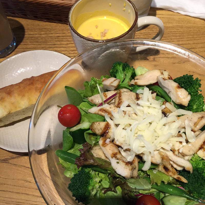 ランチスペシャル グリルチキン（2ディッシュ）(オービカ モッツァレラバー 横浜店 )