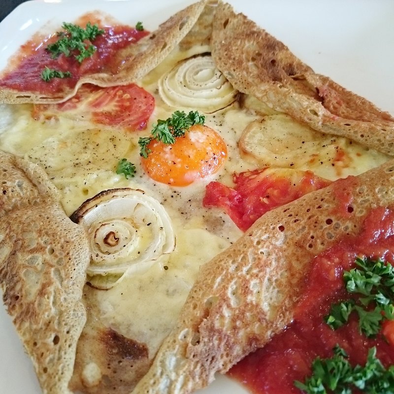 季節の野菜そばガレット(海to大地 （ウミトダイチ）)