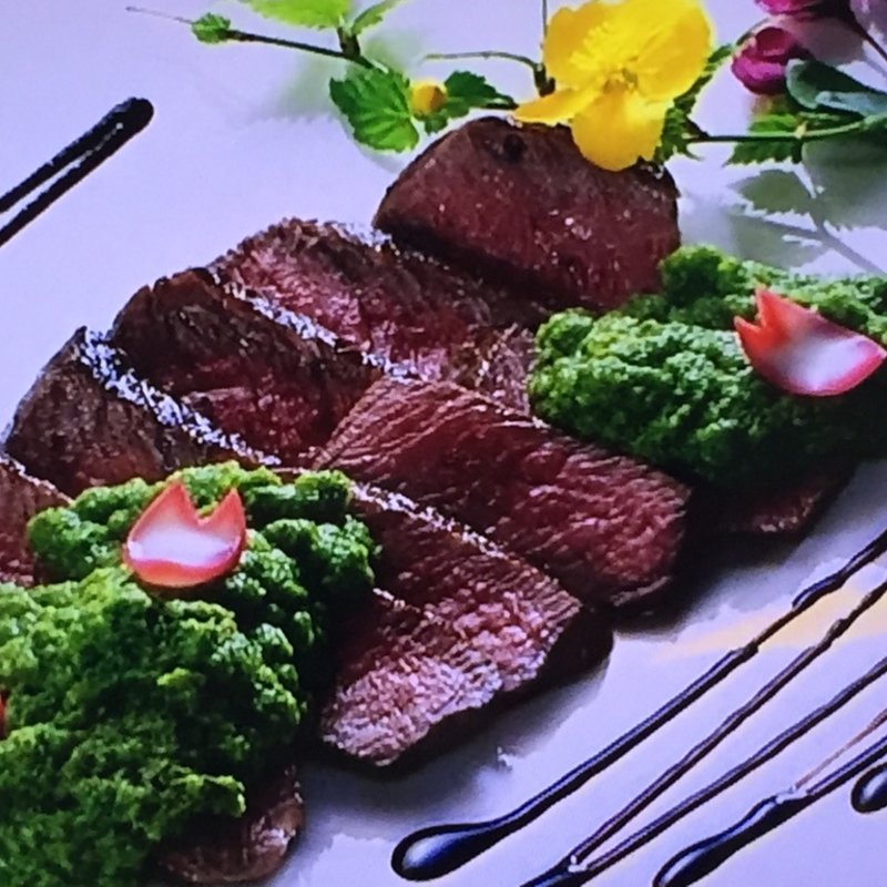 黒毛和牛のステーキ(銀彩 （ぎんさい）)