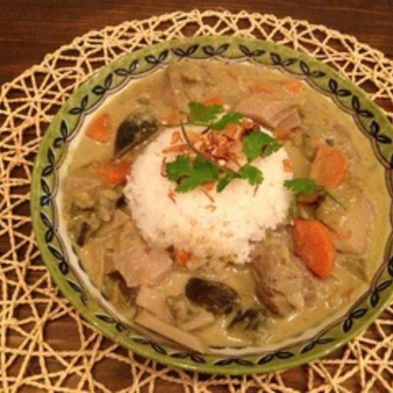 グリーンカレー(ムビリンゴ )