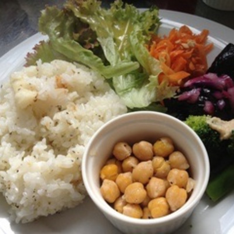 お野菜たっぷりプレート(ムビリンゴ )