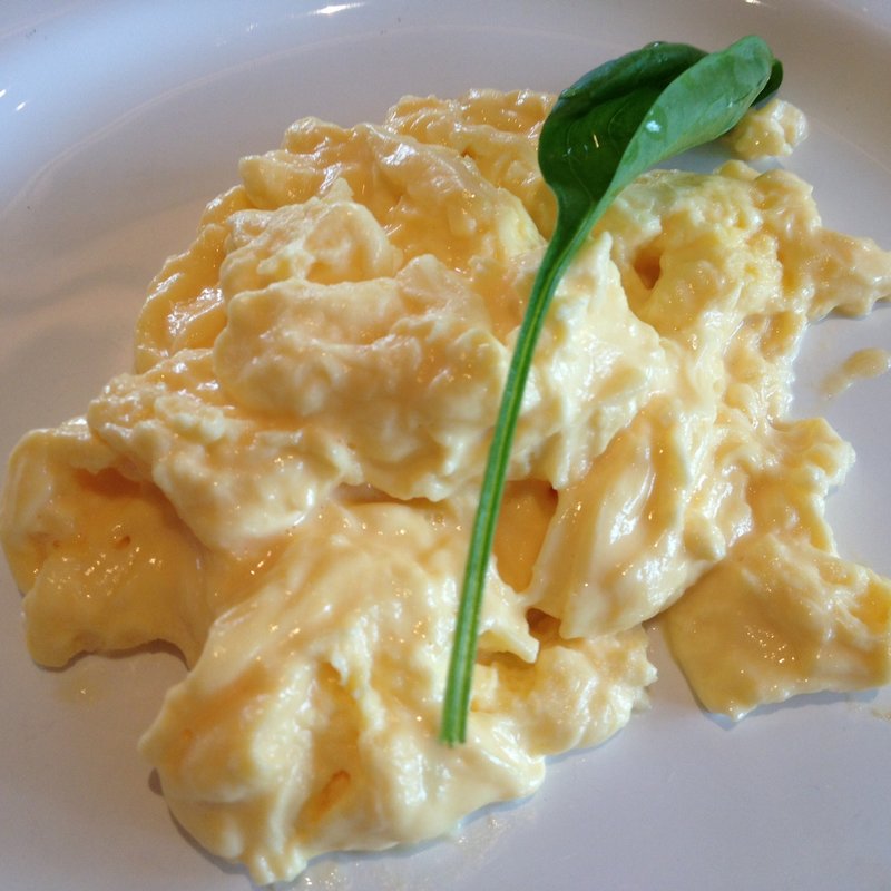 オーガニックスクランブルエッグ(bills 表参道)