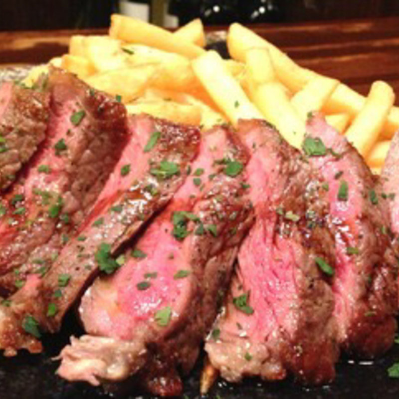 サーロインの炭火焼(イタリア倶楽部)