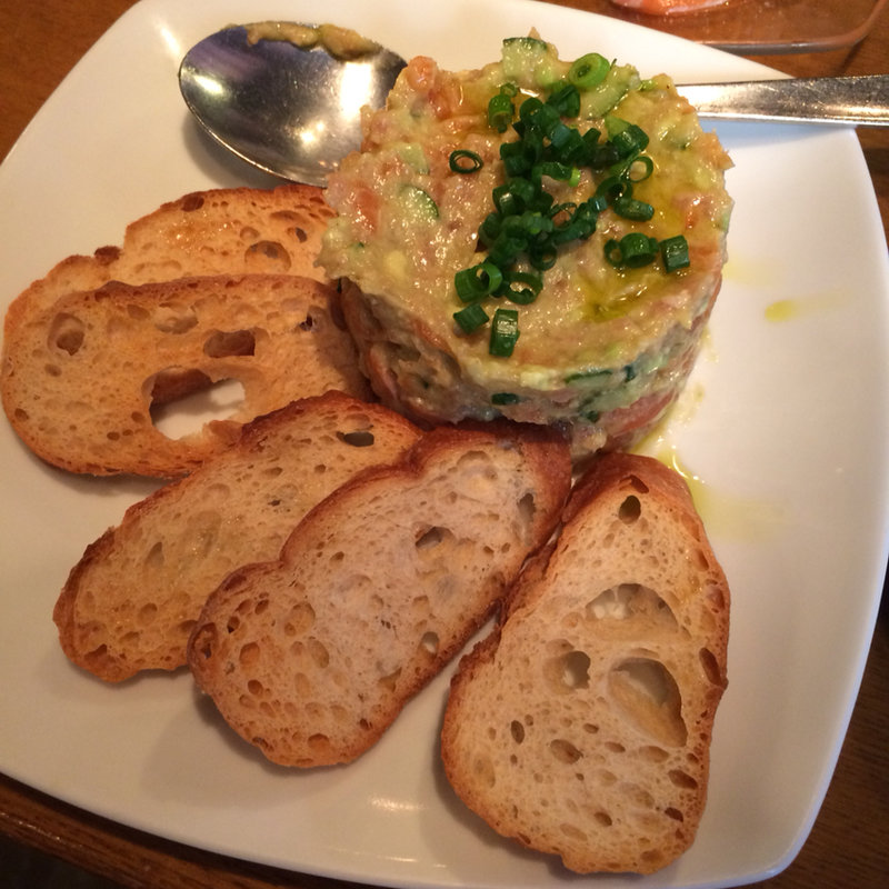 アボカドとサーモンとネギトロのタルタル(びすとろ UOKIN はなれ )