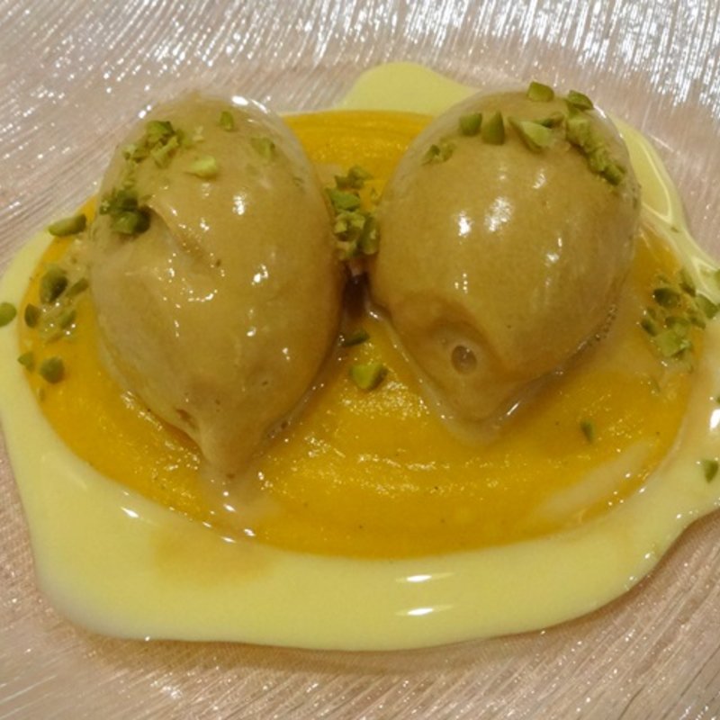 キャラメルのアイスクリームとかぼちゃのソース(ふなつ亭 （フナツテイ）)