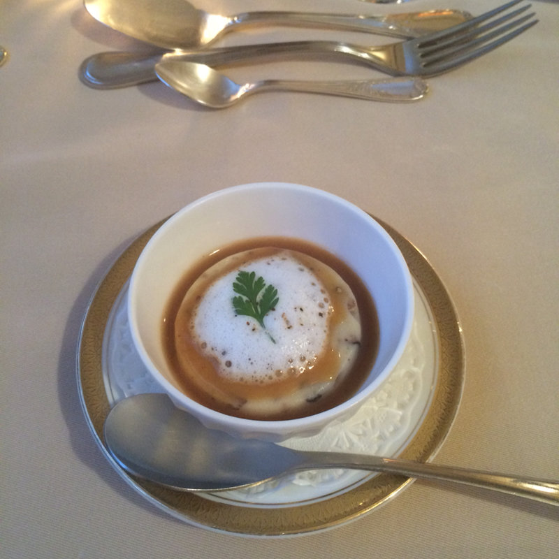 季節のコース キノコのムース ボルチーニソース(アプランティ)