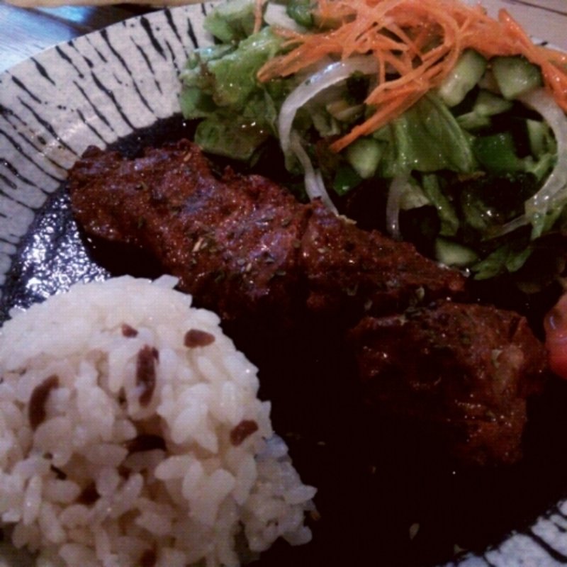 ランチセットB(トルコ料理 ドルジャマフセン Doluca Mahsen)