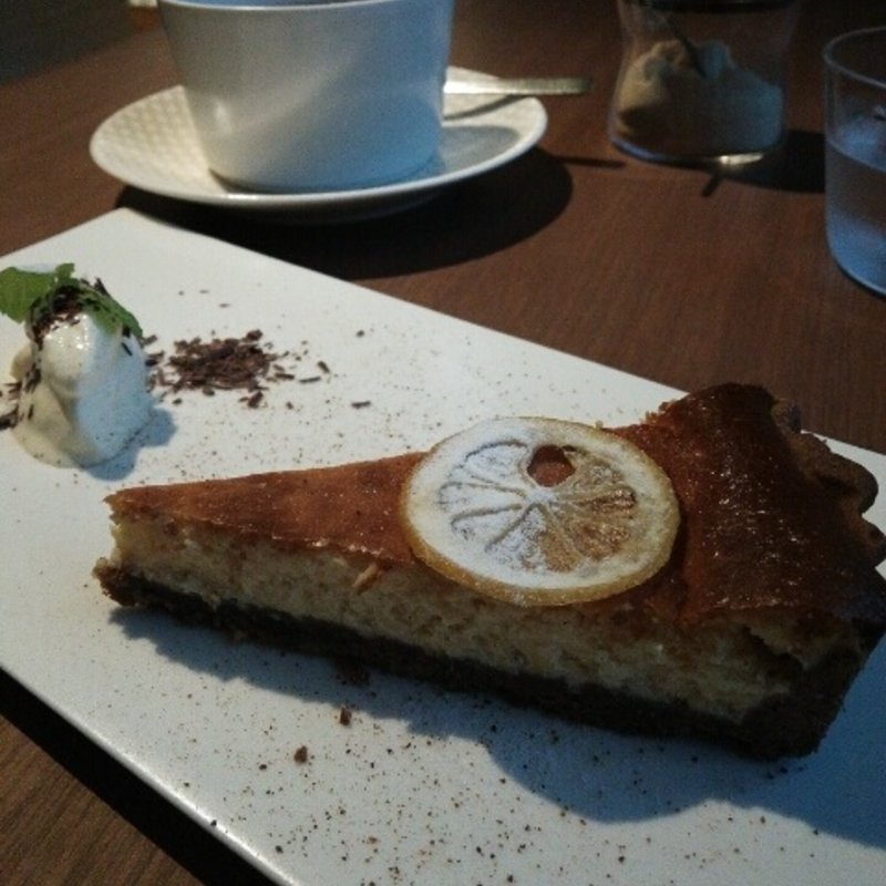 シトラスレモンタルト(INTERSECT BY LEXUS TOKYO)