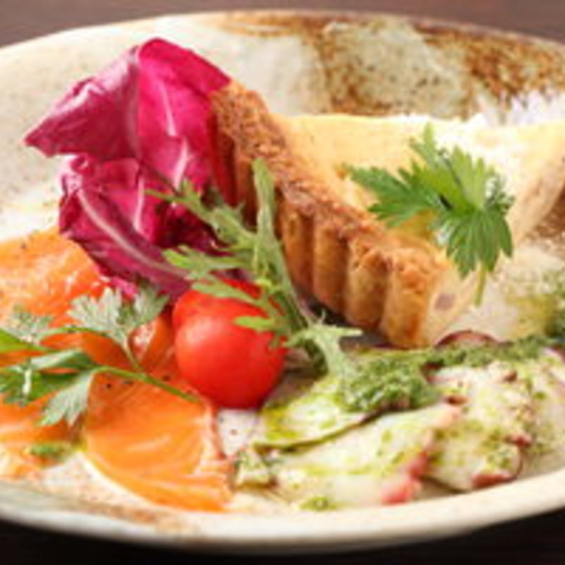 ベーコン&オニオンキッシュ(下町ばる　GABURI)