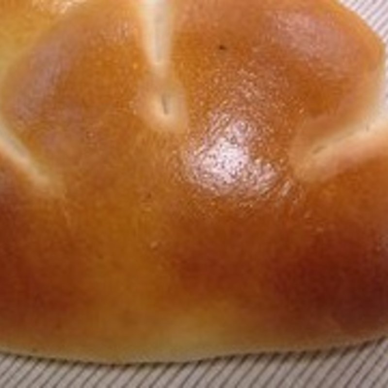 クリームパン(ピーターパン 小麦工房店)