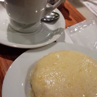 デンマークチーズケーキセット(リアルダイニングカフェ・リーレ 旧居留地店 （REAL DINING CAFE LILLE）)