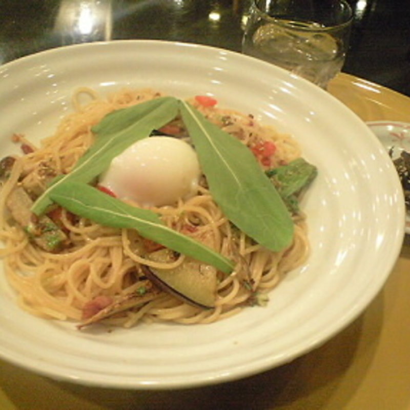 八種の京野菜と手作りベーコンの醤油バター(先斗入ル　ヨドバシ横浜店 )