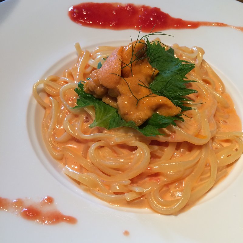 ウニのトマトクリーム(湘南 港町 BETTEI)