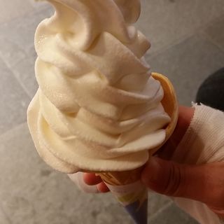 豆乳ソフトクリーム(須田 羽田空港国際線ターミナル店 （SUDA）)