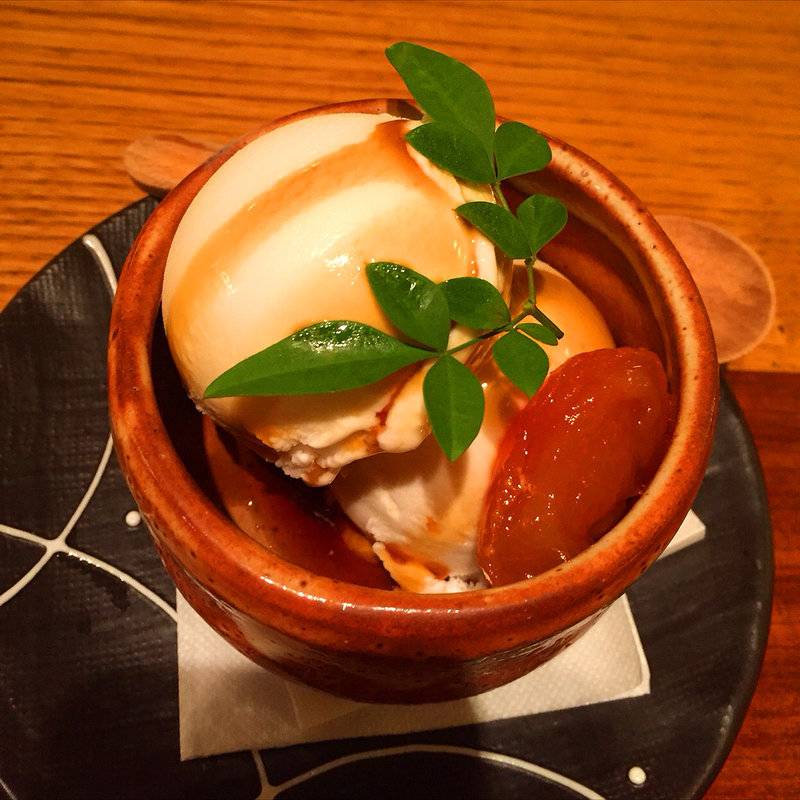 豆富アイス黒蜜かけ(とうふ旬菜 心音)