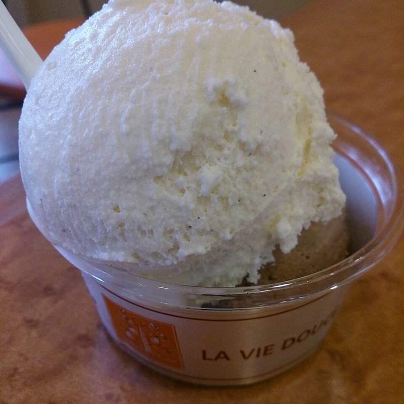 バニラ＆ベルギーチョコ(パティスリー ラ・ヴィ・ドゥース横浜店)