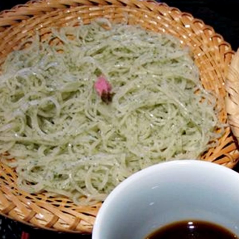 桜そば(手打蕎麦おかむら)