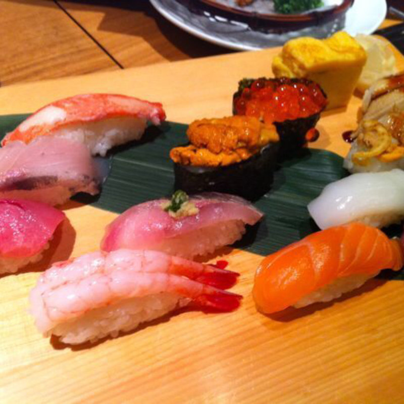 特上にぎり(すし波奈)