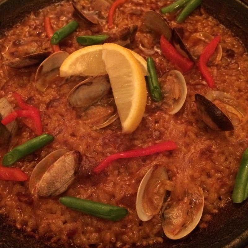 あさりのパエージャ(アティコドス )