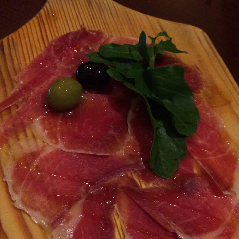 スペイン産生ハム(ヴェニーテマルル)