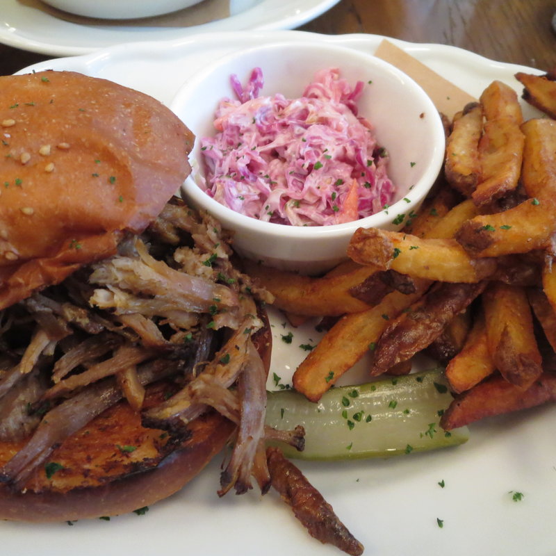 自家製プルドBBQポークサンドウィッチ(バビーズ 二子玉川)