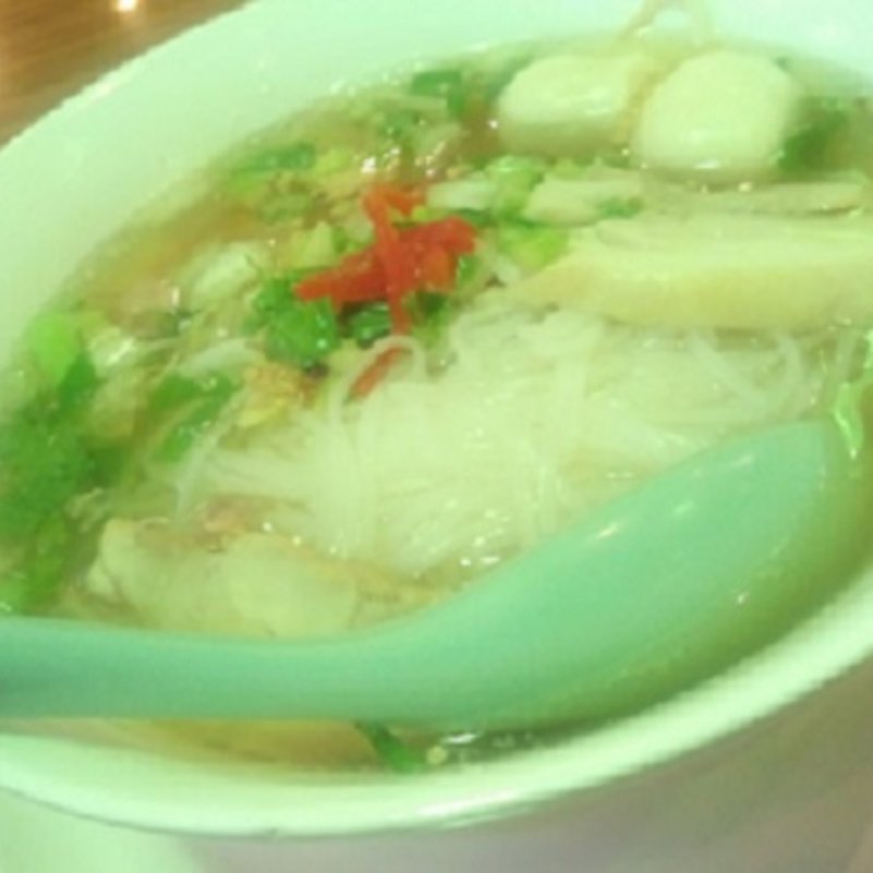 センレックナームガイ(ゲウチャイ クイーンズイースト店)