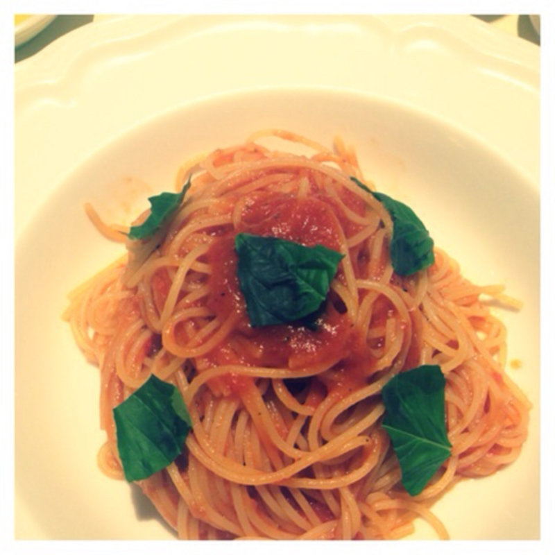 トマトソースのパスタ(アルポルトカフェ 日本橋店)