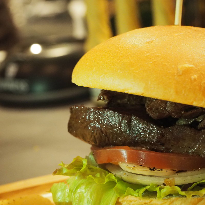 ジビエバーガー(CAFE )