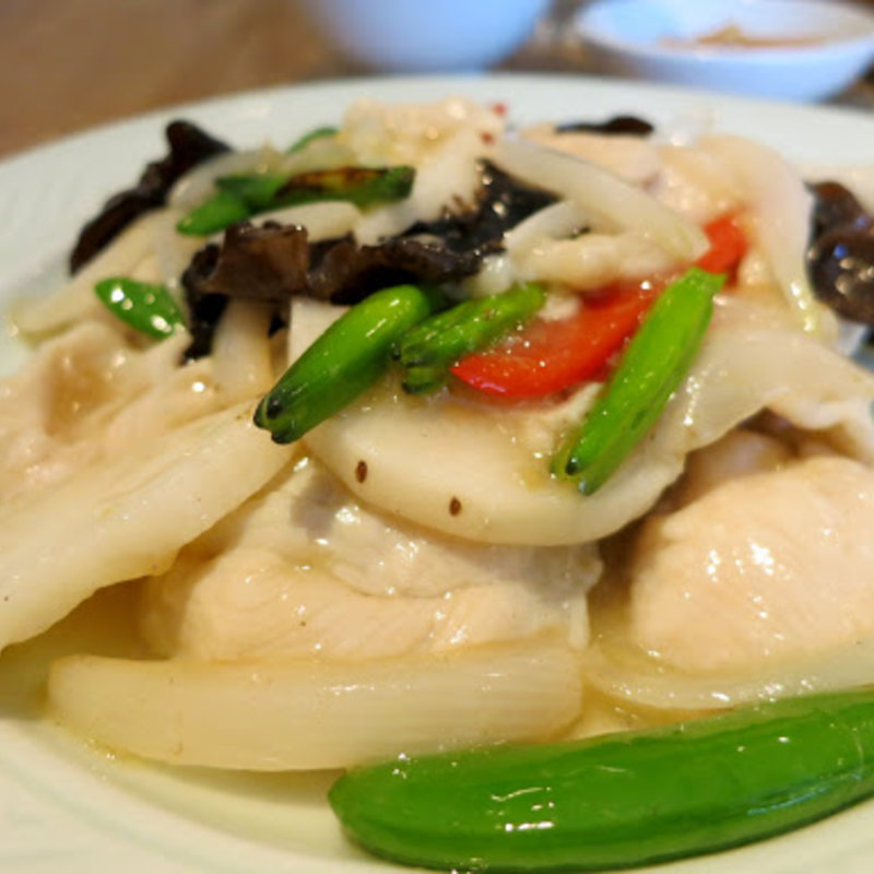 鶏ささ身と金針菜の薄塩炒め(蒼龍唐玉堂 龍土町)