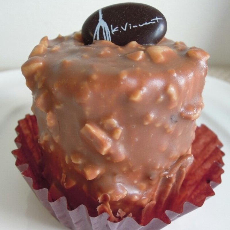 プラリネショコラ(カー・ヴァンソン)