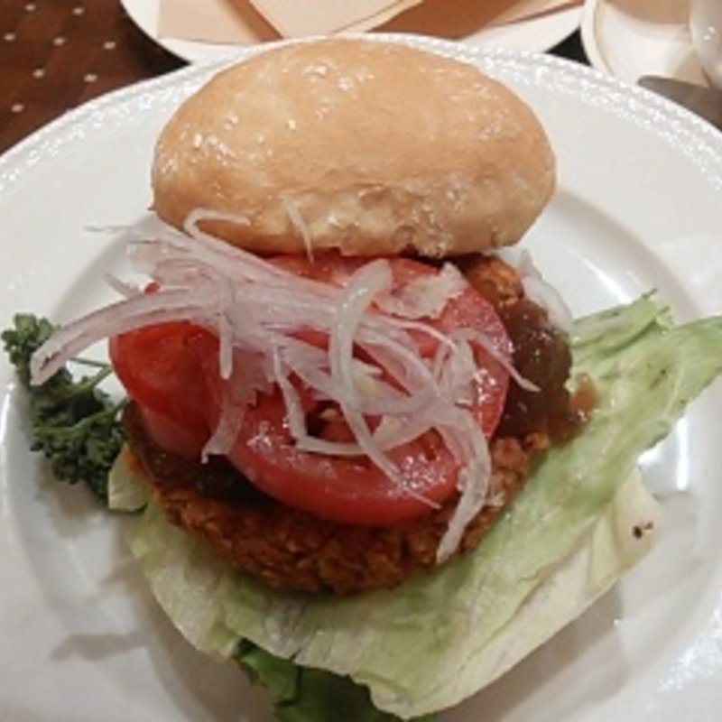 シリアルビーンズバーガー(南青山三丁目キッチン)